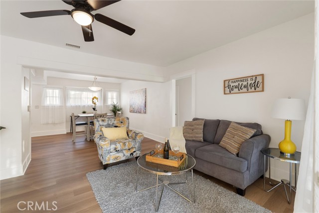 Detail Gallery Image 7 of 29 For 540 Loma, Long Beach,  CA 90814 - 3 Beds | 2 Baths