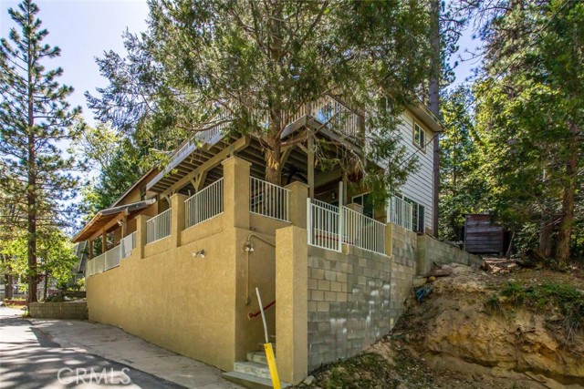 32745 Badger Lane, Running Springs, CA, 92382 32745 Badger Lane, Running Springs, CA, 92382