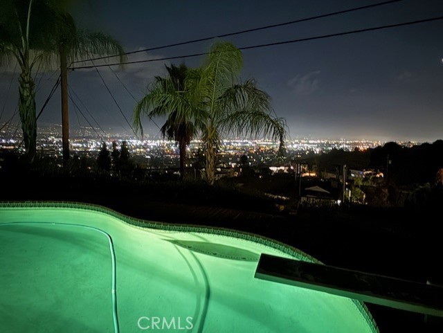 https://media.crmls.org/medias/2d8361c7-ed88-421a-94c9-a6471ac69241.jpg?preset=X-Large