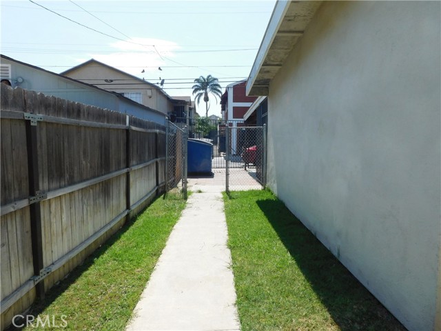 Image 3 for 327 S Kroeger St, Anaheim, CA 92805