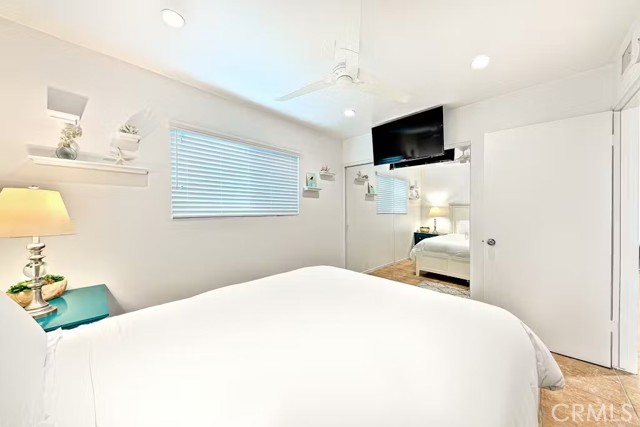 Detail Gallery Image 13 of 17 For 125 46th St a,  Newport Beach,  CA 92663 - 3 Beds | 2 Baths