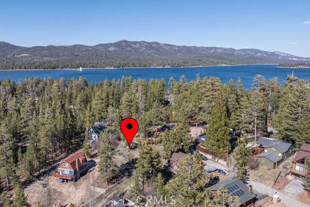 Detail Gallery Image 1 of 21 For 393 Arroyo Dr, Big Bear Lake,  CA 92315 - – Beds | – Baths