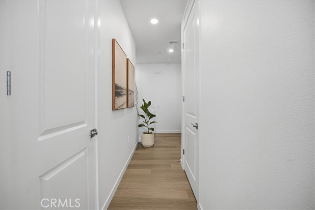 Detail Gallery Image 5 of 48 For 2380 Haley Point Drive #104,  Ventura,  CA 93003 - 4 Beds | 3/1 Baths