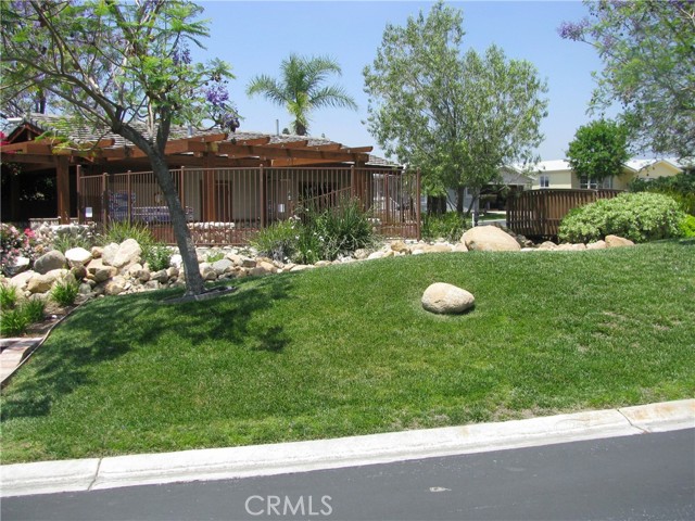 Detail Gallery Image 27 of 29 For 3850 Atlantic #247,  Highland,  CA 92346 - 3 Beds | 2 Baths