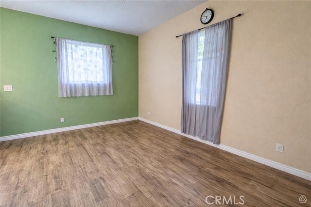 12301 San Fernando, 513 photo 7