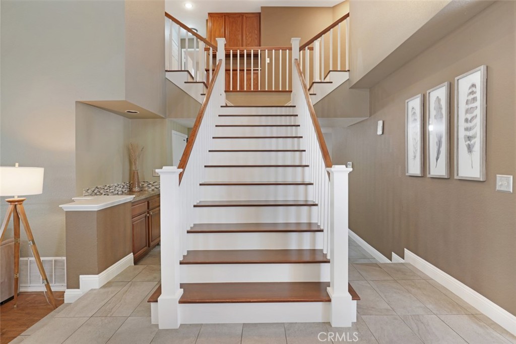 MLS #OC25218182 image #25