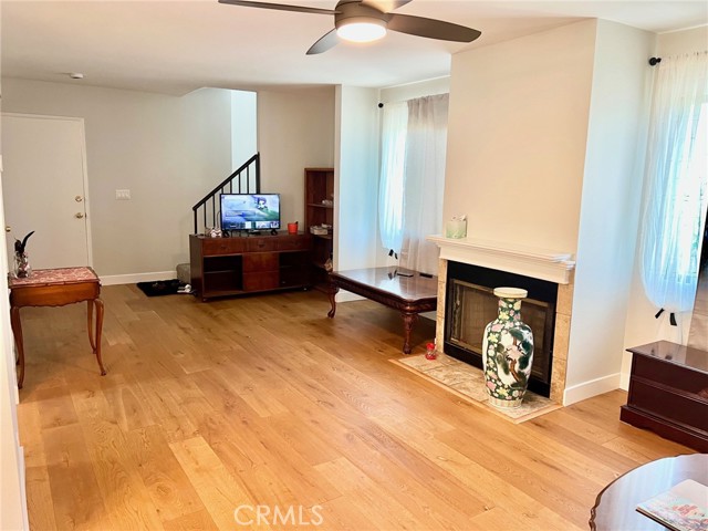 2717 Chadwick Circle, Los Angeles CA: https://media.crmls.org/medias/2d87b873-1355-4142-9262-a3d3637f3834.jpg
