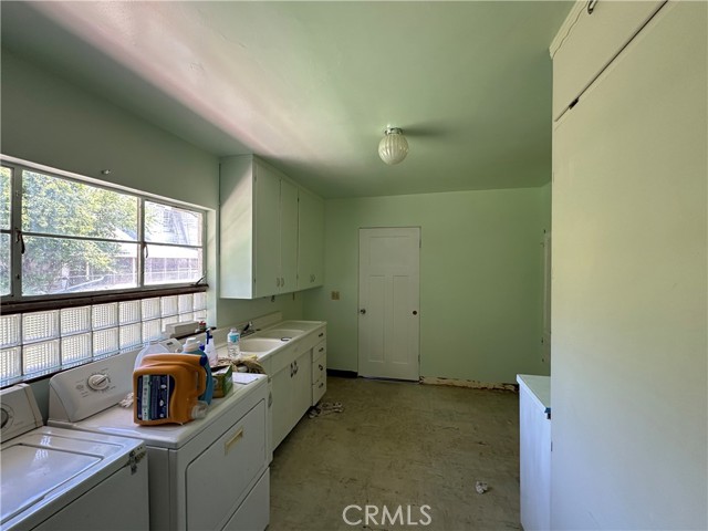 159 S Shasta S Street, Willows CA: https://media.crmls.org/medias/2d8893eb-1aab-4802-8d17-a1590faf2dd4.jpg
