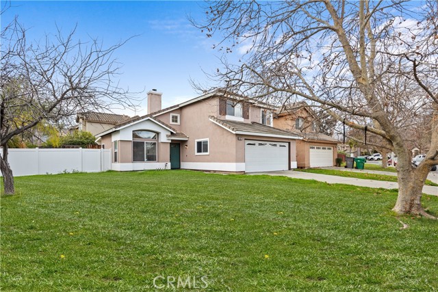 Detail Gallery Image 2 of 28 For 2407 Galisteo St, Corona,  CA 92882 - 3 Beds | 2/1 Baths