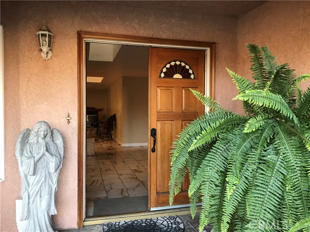 Detail Gallery Image 4 of 18 For 6996 Naomi Ave, Buena Park,  CA 90620 - 3 Beds | 2 Baths