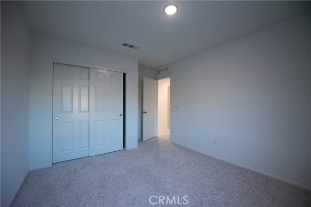 Detail Gallery Image 16 of 19 For 12614 Edina Ct, Victorville,  CA 92392 - 5 Beds | 2/1 Baths