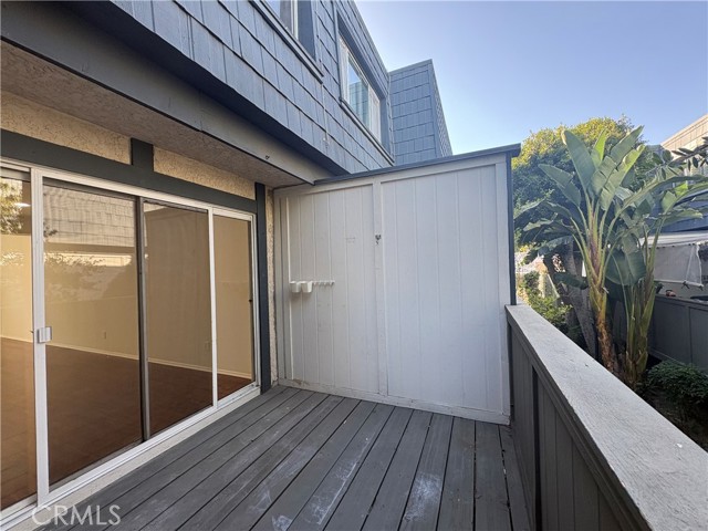 Detail Gallery Image 22 of 30 For 18550 Hatteras St #86,  Tarzana,  CA 91356 - 2 Beds | 3 Baths