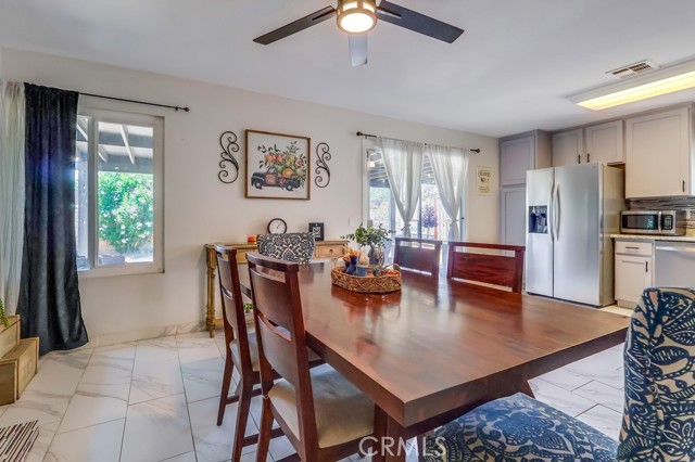 2846 Nandina Drive, Palmdale CA: https://media.crmls.org/medias/2d8a7bb9-1aa8-4d30-8ea0-b253ce55a9ac.jpg