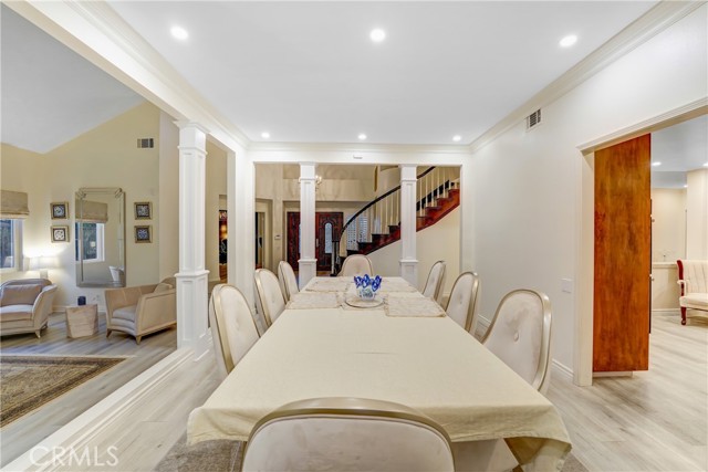 3866 Hunter Crest Court, Moorpark CA: https://media.crmls.org/medias/2d8b0d87-c2a0-4db5-a88f-33f4836bc20f.jpg