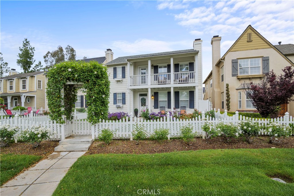 27021 Edgewater Lane, Valencia, CA 91355