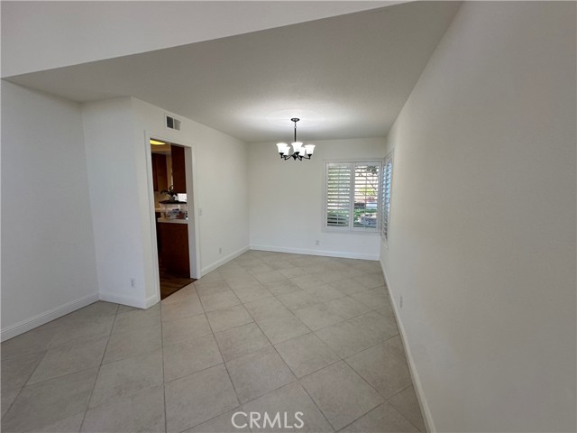 Detail Gallery Image 12 of 26 For 21022 Horsetree Cir, Trabuco Canyon,  CA 92679 - 4 Beds | 2/1 Baths