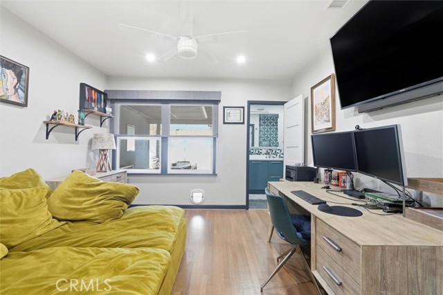 Detail Gallery Image 19 of 34 For 4415 Lime, Long Beach,  CA 90807 - 4 Beds | 3 Baths