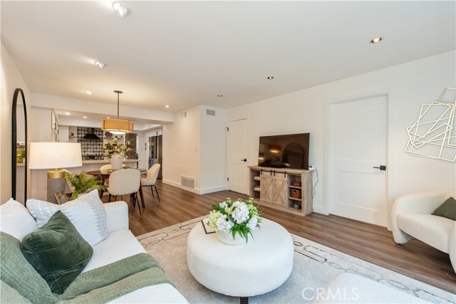 Image 12 of 58 For 24 Spicewood Way