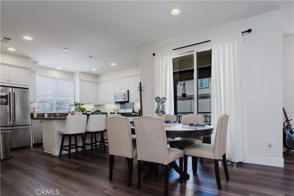2D8Cf10A 1A4D 487C 8808 E4Ea75F8A3C2 6327 Lyra Road, Eastvale, Ca 91752 &Lt;Span Style='BackgroundColor:transparent;Padding:0Px;'&Gt; &Lt;Small&Gt; &Lt;I&Gt; &Lt;/I&Gt; &Lt;/Small&Gt;&Lt;/Span&Gt;