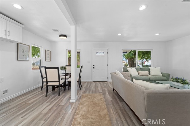 Detail Gallery Image 34 of 34 For 1123 Coronel St, San Fernando,  CA 91340 - 4 Beds | 3 Baths
