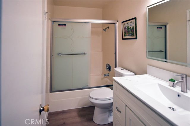 Detail Gallery Image 14 of 25 For 684 Parkview Drive, Lake Elsinore,  CA 92530 - 2 Beds | 1 Baths