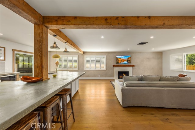 Detail Gallery Image 9 of 29 For 1994 E Ojai Ave, Ojai,  CA 93023 - 3 Beds | 2 Baths