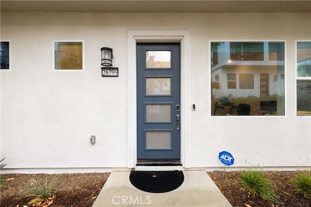 Detail Gallery Image 5 of 71 For 26799 Keystone Loop, Valencia,  CA 91381 - 3 Beds | 3 Baths