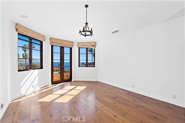 Detail Gallery Image 23 of 71 For 177 Crescent Bay Dr, Laguna Beach,  CA 92651 - 4 Beds | 4/2 Baths