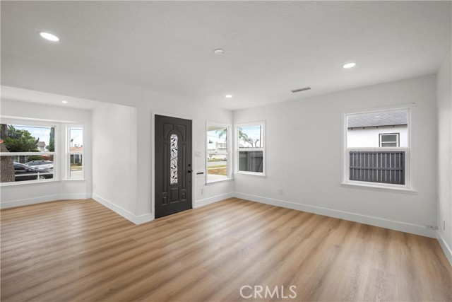 Detail Gallery Image 8 of 42 For 781 Sycamore Ct, Upland,  CA 91786 - 5 Beds | 3 Baths
