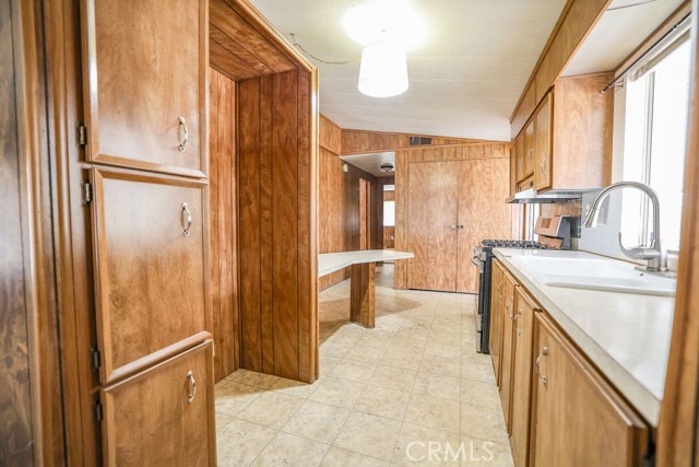 Image 11 of 25 For 282 La Paloma