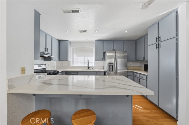 Front Image Thumbnail for CRPW26169040