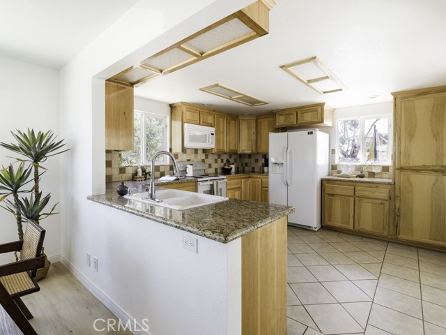 Detail Gallery Image 15 of 63 For 5564 Old Woman Springs Rd, Yucca Valley,  CA 92284 - 2 Beds | 1 Baths