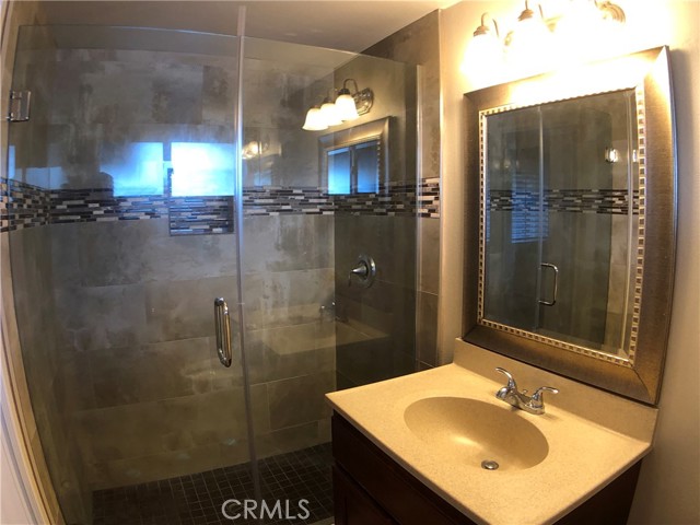 Detail Gallery Image 9 of 11 For 19572 Constellation Ln, Huntington Beach,  CA 92646 - 3 Beds | 2 Baths