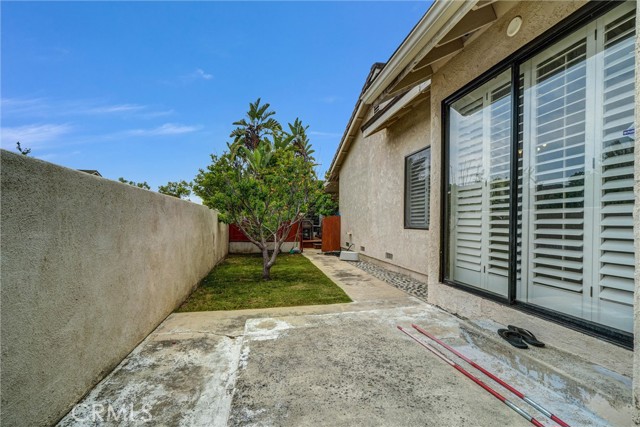1 Deerwood W, Irvine CA: https://media.crmls.org/medias/2d90217a-0163-4d97-ab8e-37866ace489a.jpg