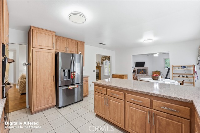 Image 5 of 23 For 22712 Foxborough