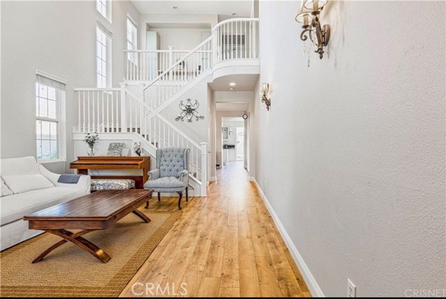 Detail Gallery Image 5 of 27 For 26852 Cottonwood Ct, Valencia,  CA 91381 - 4 Beds | 3 Baths