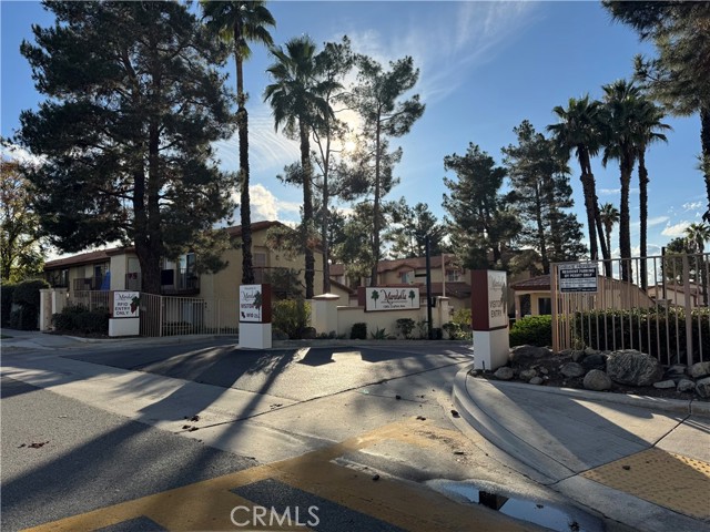 Detail Gallery Image 2 of 11 For 1365 Crafton #1089,  Mentone,  CA 92359 - 1 Beds | 1 Baths