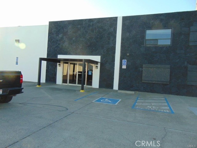 Image 3 of 27 For 250 Walsh Avenue