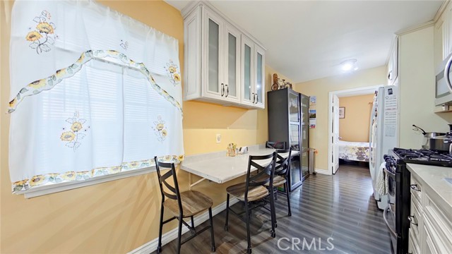 5633 Denny photo 24