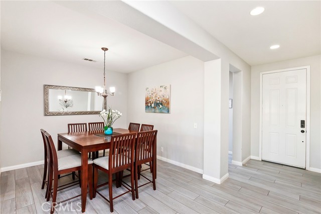 Detail Gallery Image 12 of 38 For 42911 Dell Lago Ct, Indio,  CA 92203 - 3 Beds | 2 Baths