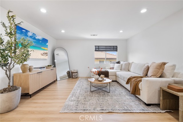 Detail Gallery Image 25 of 51 For 21174 Lone Star, Saugus,  CA 91390 - 4 Beds | 3 Baths