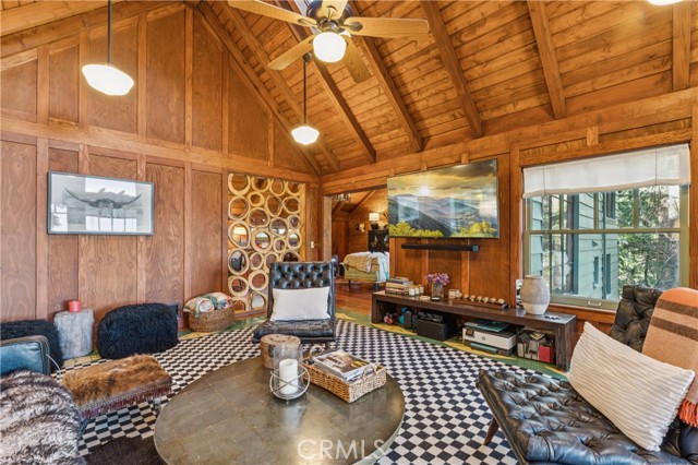 Detail Gallery Image 25 of 69 For 840 Coyote Walk, Lake Arrowhead,  CA 92352 - 4 Beds | 3 Baths