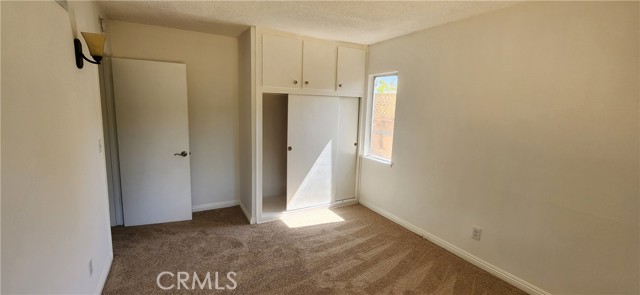 5853 Keokuk Avenue, Woodland Hills CA: https://media.crmls.org/medias/2d9410cc-7ace-4b82-8841-56ad58763496.jpg
