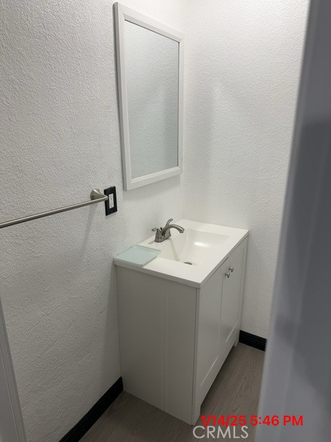 https://media.crmls.org/medias/2d95408d-2555-46bd-b17c-eefe34496dd6.jpg?preset=X-Large