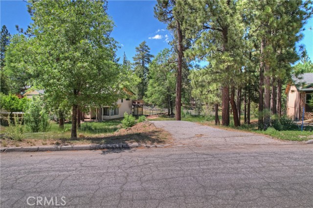 Detail Gallery Image 12 of 13 For 1239 Alpenweg, Big Bear Lake,  CA 92315 - – Beds | – Baths