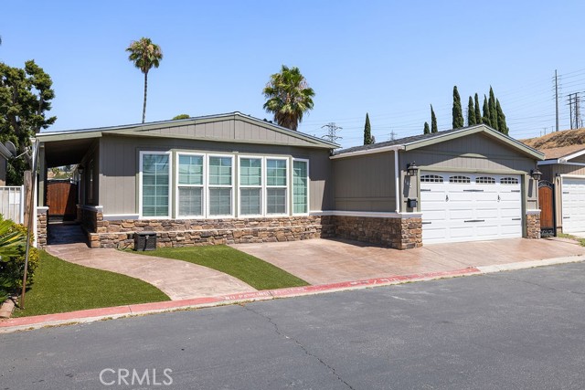 700 E Washington Street, Colton CA: https://media.crmls.org/medias/2d968f34-d7a9-404b-83ff-0e055e4e90d7.jpg