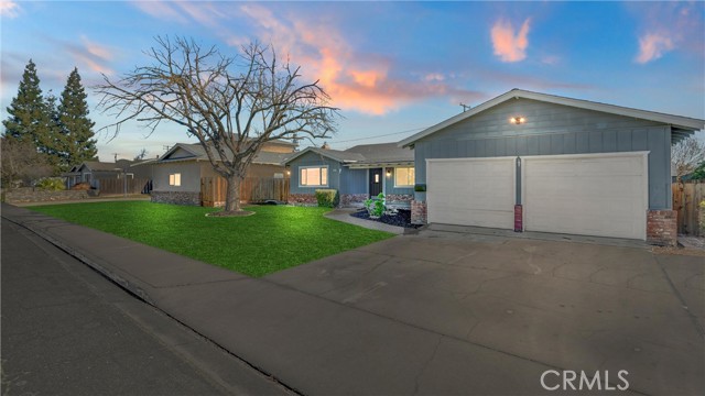 Image 27 of 28 For 2060 Loyola Way