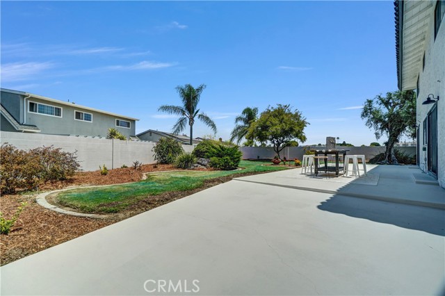 Detail Gallery Image 39 of 52 For 5231 Los Encantos Circle, La Palma,  CA 90623 - 5 Beds | 3 Baths