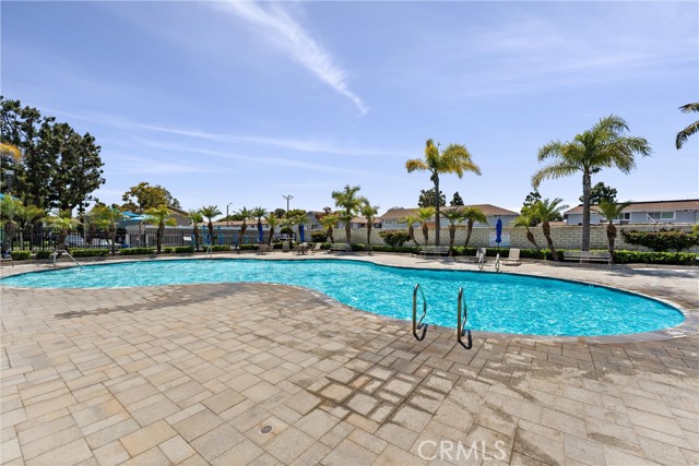 Detail Gallery Image 20 of 27 For 9811 Continental Dr, Huntington Beach,  CA 92646 - 1 Beds | 1 Baths