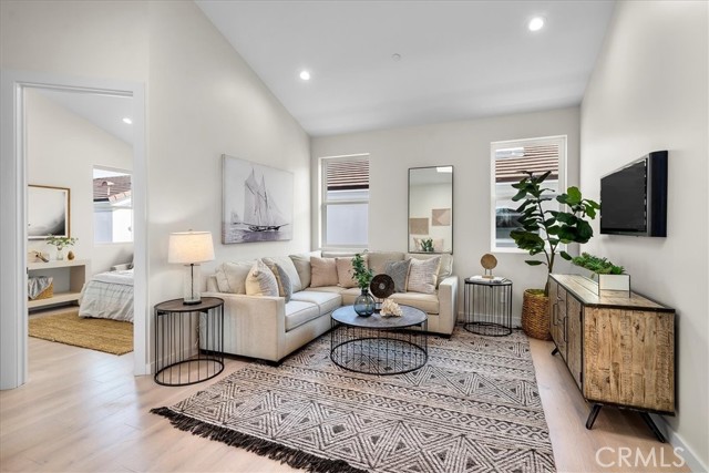 2606 MacKay Lane, Redondo Beach, California 90278, 5 Bedrooms Bedrooms, ,4 BathroomsBathrooms,Residential,Sold,MacKay,SB23014119